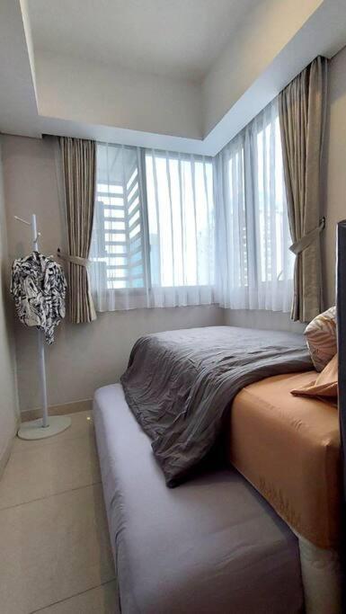 2 Bed In West Jakarta